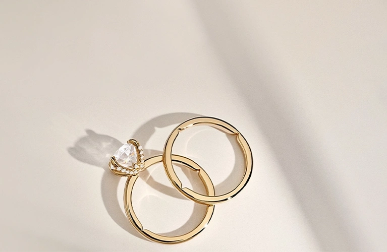 women wedding bands